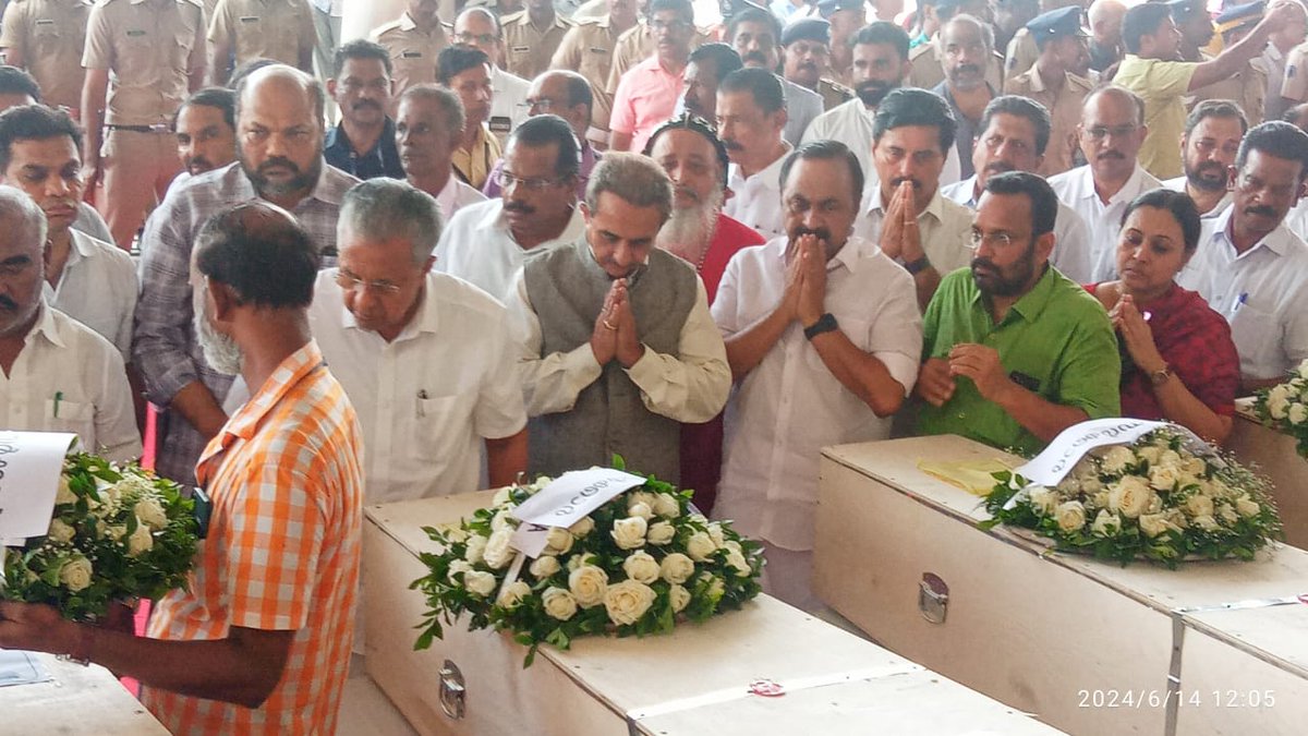 vdsatheesan's tweet image. It is heartbreaking to see the dear ones lined up at the Nedumbassery airport. Pranamam to each one of you, #RIP. May God give strength to the families to bear the immense loss.
#Kuwait 
#KuwaitFire