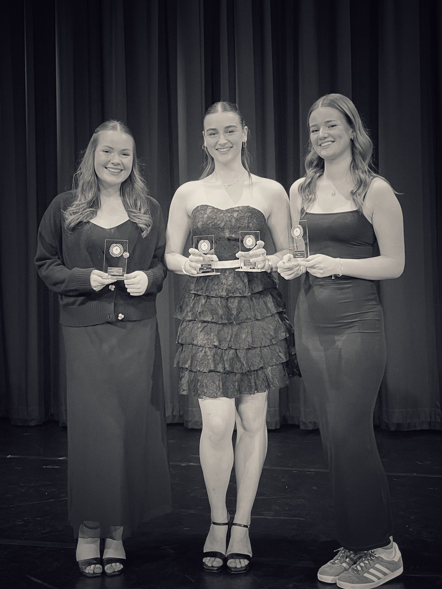 IHS 6th Form tweet media