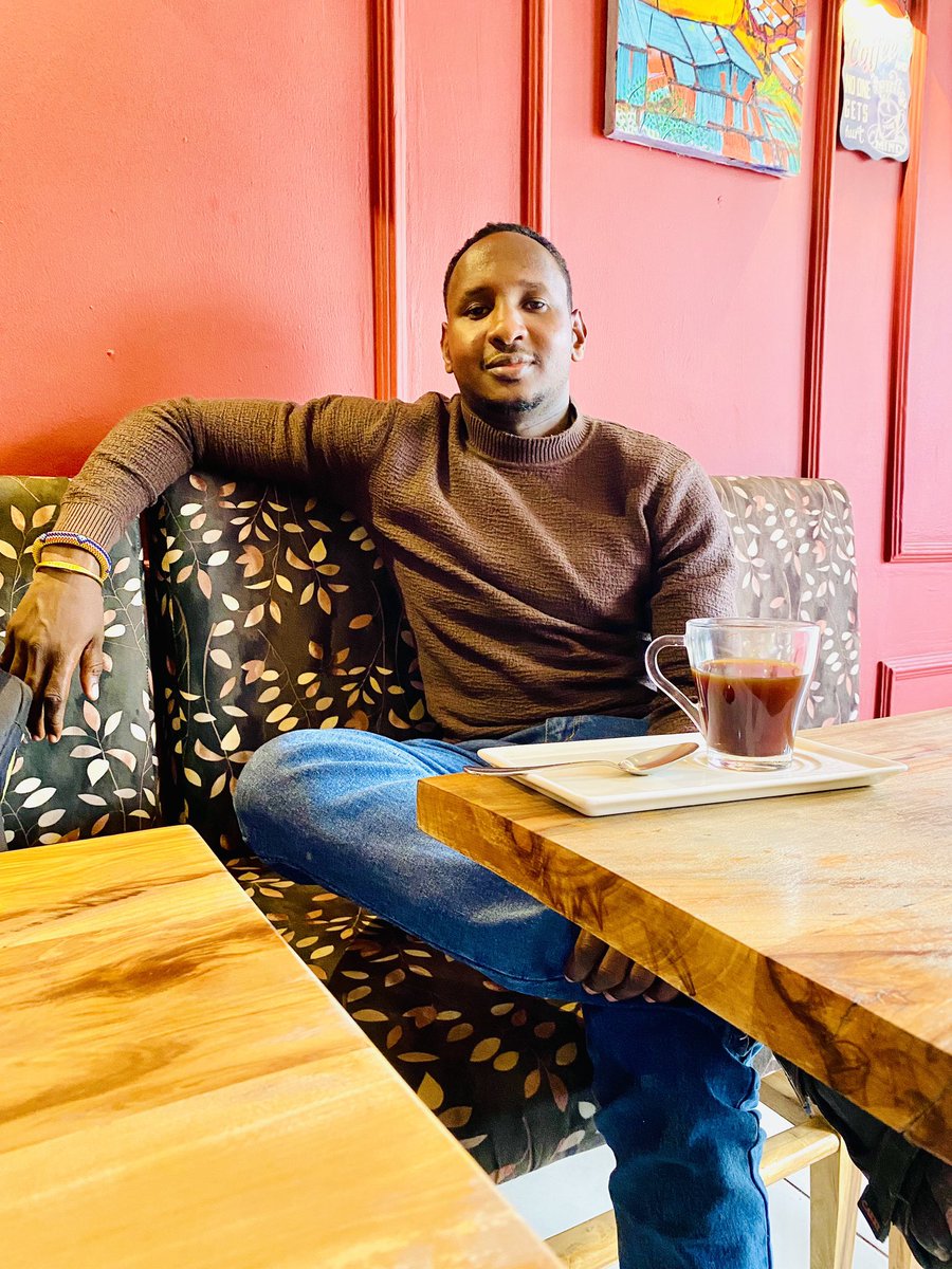 Every single second in life has meaning. #coffee #eveningcoffee