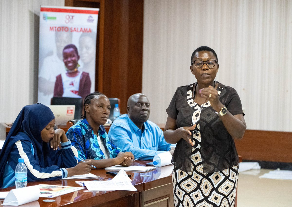 CtpUganda's tweet photo. Effective parenting means adapting your style to your child's needs.
Thanks to @CTPUganda, we learned how combining different styles helps raise disciplined & respectful kids.
Let's raise the next generation with love & respect!
#ParentingForRespectability https://t.co/wGzkU2lsRN