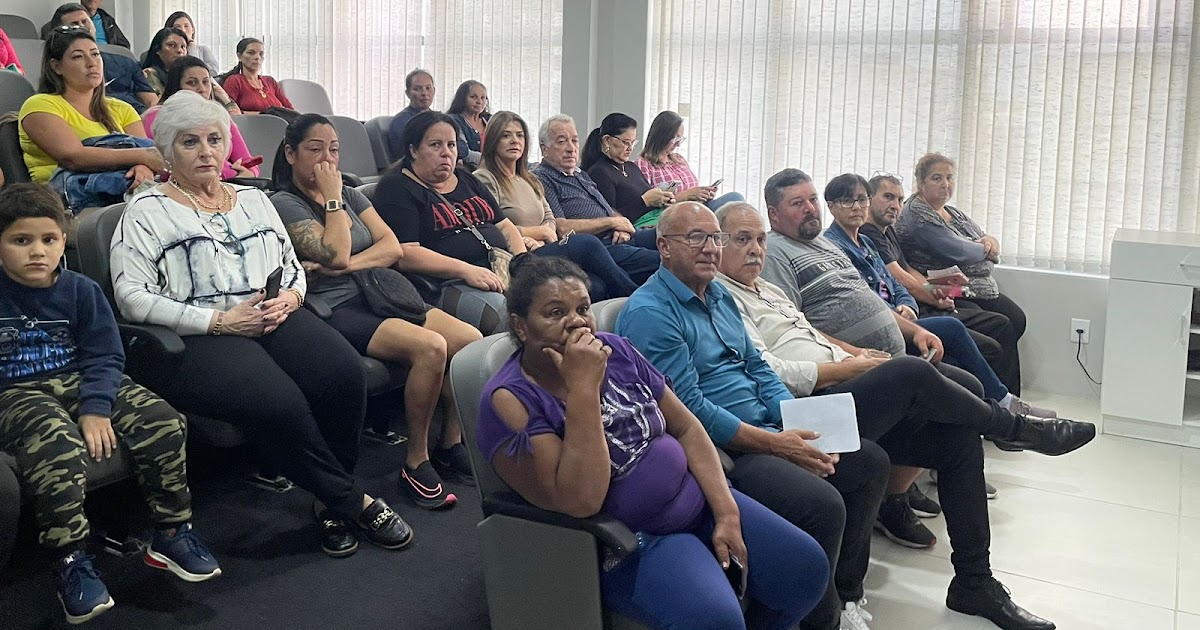 Tramandaí entrega títulos de propriedade para moradores do Bairro Parque dos Presidentes dlvr.it/T8GBzj