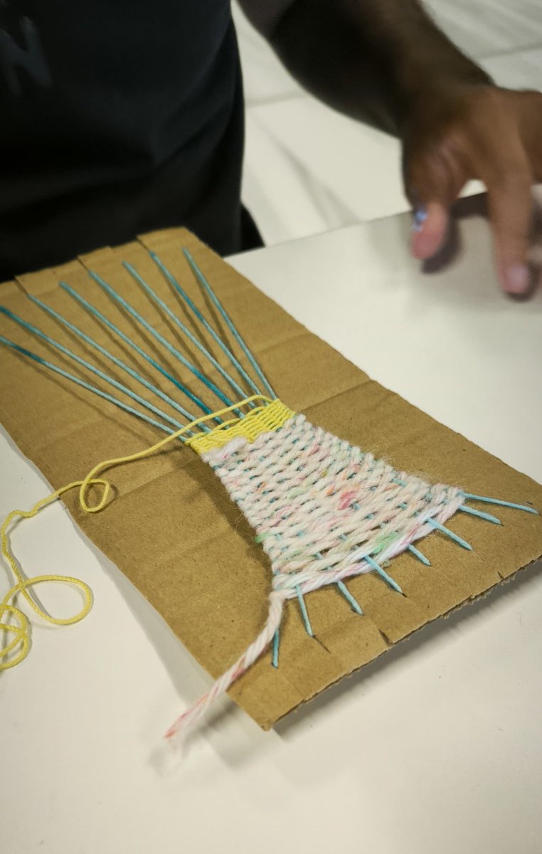 CA_DOLMENESATQ's tweet photo. 🟢 #ActividadesCADA
Ayer, disfrutamos de nuestro taller #CreArte: tejiendo y creando historias de la #Prehistoria junto a usuarios del ámbito de la Salud Mental 🧠
¡Gracias por hacerlo posible! 💚
#PlanCCUL @CulturaAND
📷 Carmen Navas https://t.co/KVsTmKSV6A