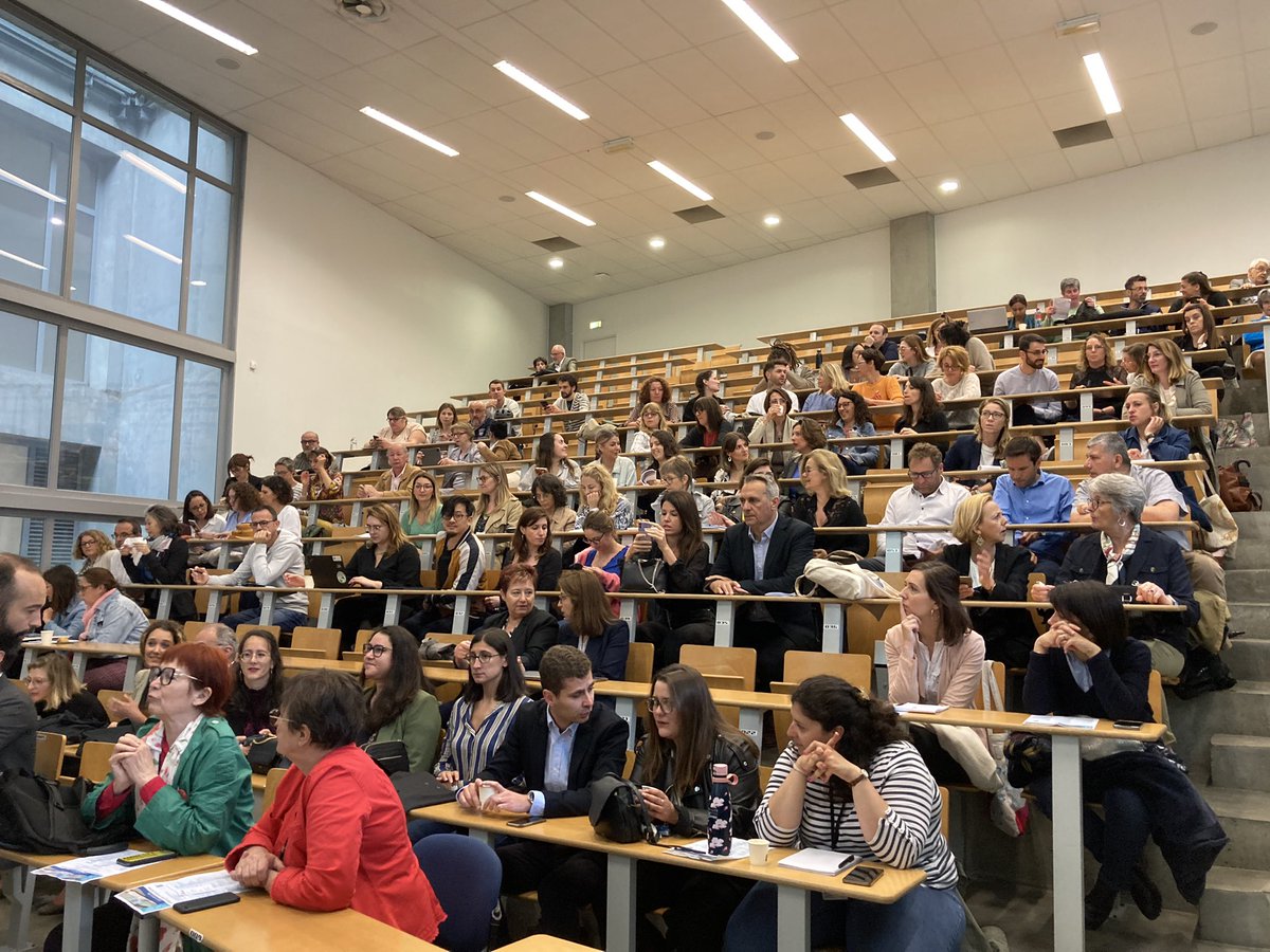 CHU de Bordeaux (@chubordeaux) on Twitter photo Aujourd’hui le Pôle Santé Publique du <a href="/CHUBordeaux/">CHU de Bordeaux</a> organise 1 journée « Médecine légale en Nouvelle-Aquitaine ». Ouverture par Dr Alain Miras, chef du service de médecine légale et <a href="/RaphaelYven/">Raphaël YVEN</a> Sec. Général. Au programme: de nombreux sujets au carrefour de la médecine et du droit Aujourd’hui le Pôle Santé Publique du <a href="/CHUBordeaux/">CHU de Bordeaux</a> organise 1 journée « Médecine légale en Nouvelle-Aquitaine ». Ouverture par Dr Alain Miras, chef du service de médecine légale et <a href="/RaphaelYven/">Raphaël YVEN</a> Sec. Général. Au programme: de nombreux sujets au carrefour de la médecine et du droit