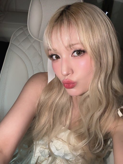 솜수황 Always LOVE 😗😘🌹 https://t.co/QG2VNXsiP9