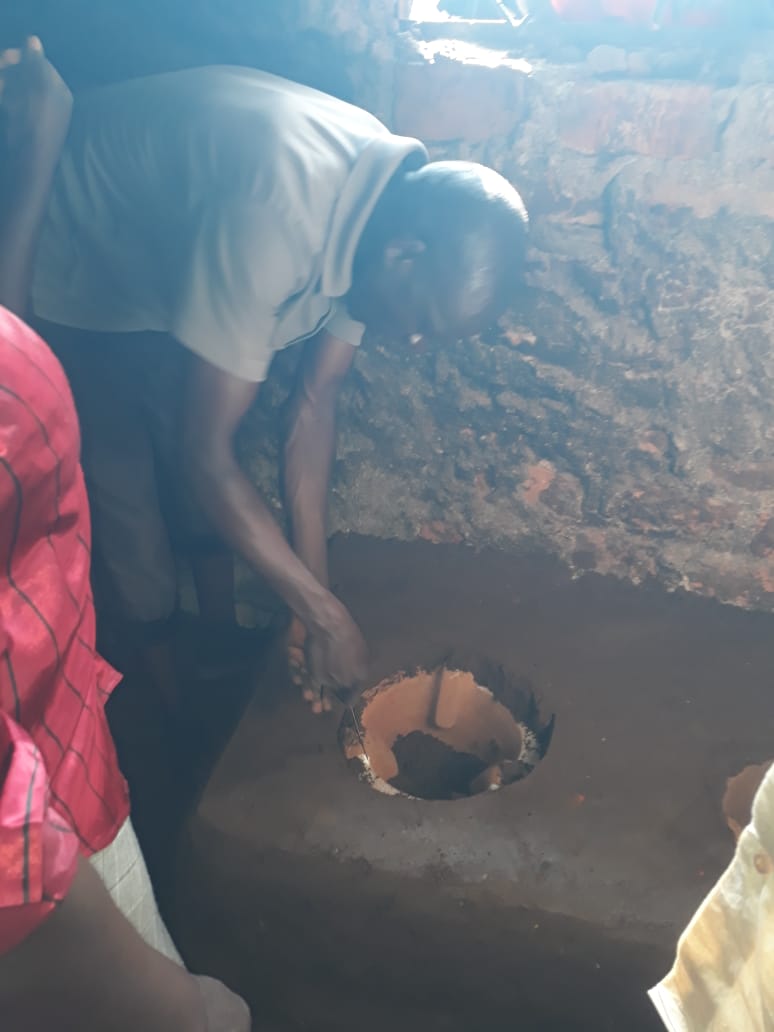 eco2libriumllc's tweet photo. This is new Aterait Installer group in an #installation training at Busia County. Get one Upesi #cookstove at only 160 shillings with free installation. https://t.co/4IZTH5XrqX
