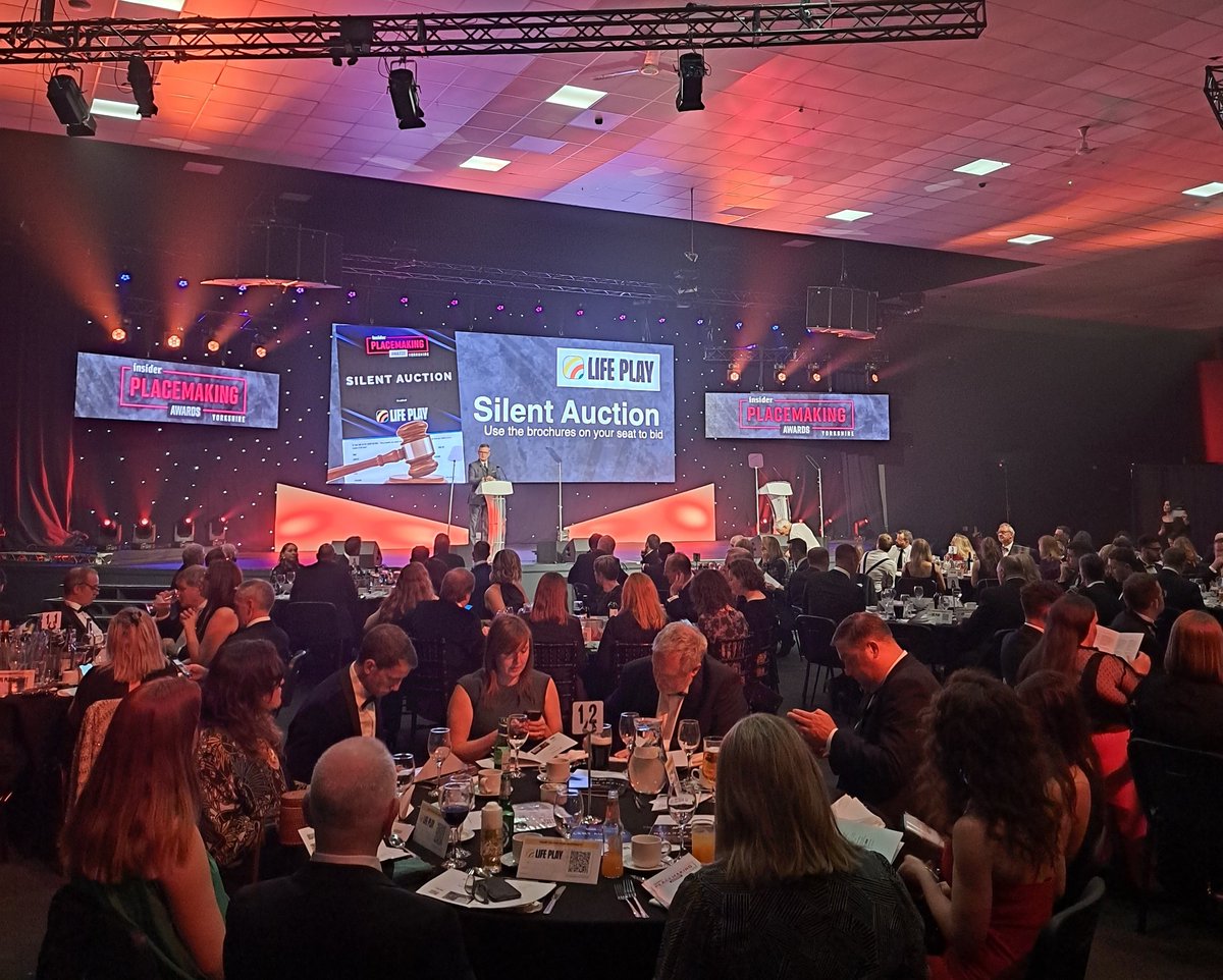Sheff_HoC2's tweet photo. We won!🏆

Pound's Park won the 'Streetscapes &amp; Public Realm Award' at @insideryorks Placemaking Awards 2024 last night!

@SheffCouncil is reinventing the expectations of outdoor public spaces in our city centres🌳🛝

#YorksPlacemaking #TheOutdoorCity #Sheffield #HeartoftheCity https://t.co/OFzxOQbhrR
