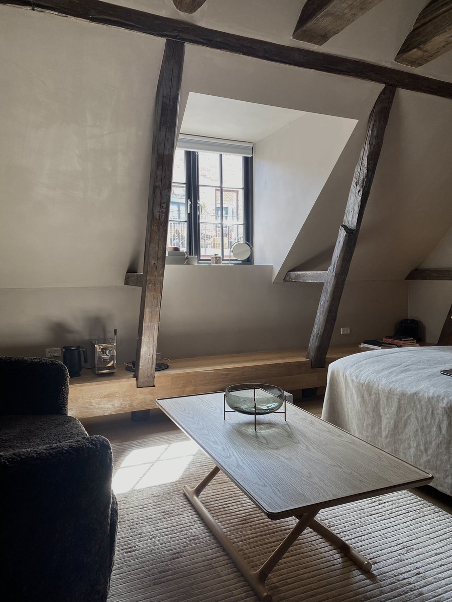 ononaoki's tweet image. デンマークのインテリアブランドAudo Copenhagenが運営するホテル。ショールーム、ショップ、カフェなどが入る複合施設Audo Houseの上階にありAudoのプロダクトを堪能できる。設計はデンマークのノームアーキテクツ。

#3daysofdesign レポ7