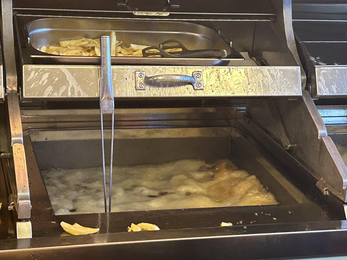 DominicJonesUK's tweet image. Fish, Chips and Elvis @BCLivingMuseum really are making this a night to remember. @Aimuseums  #AIMConference2024