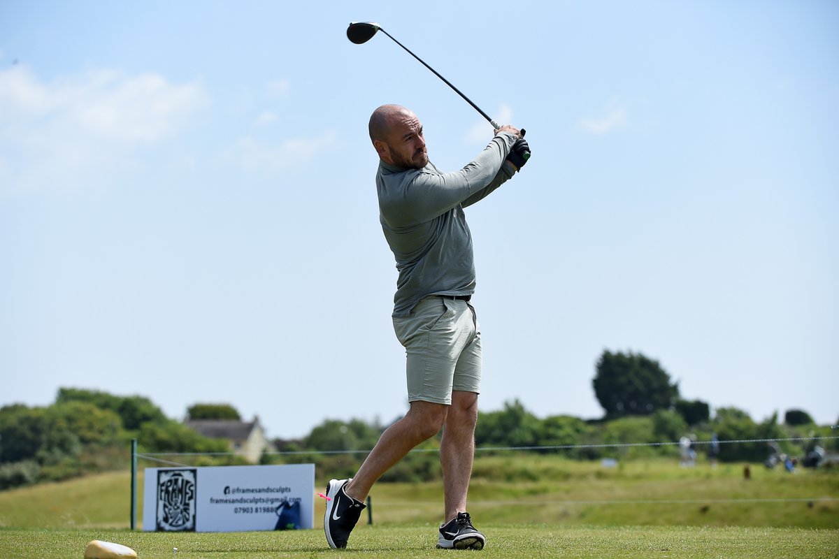 AMROCHEATING's tweet photo. A big thanks to Ospreys Rugby for hosting a fantastic charity golf day at Pennard Golf Club last week.

The course was superb and we had a great day out, and are looking forward to next year's. https://t.co/piBKet4DmH