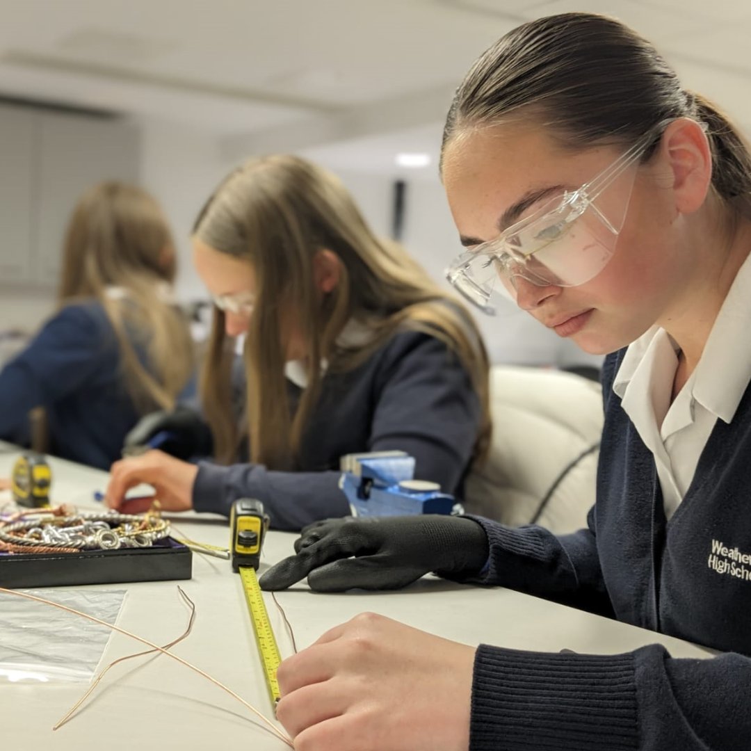 LivAncWorlds's tweet image. Yesterday, Weatherhead High School visited our Department to find out about ancient jewellery making techniques. They made Torcs, Rings and Bracelets in the process! #livuni #jewellerymaking #torcs