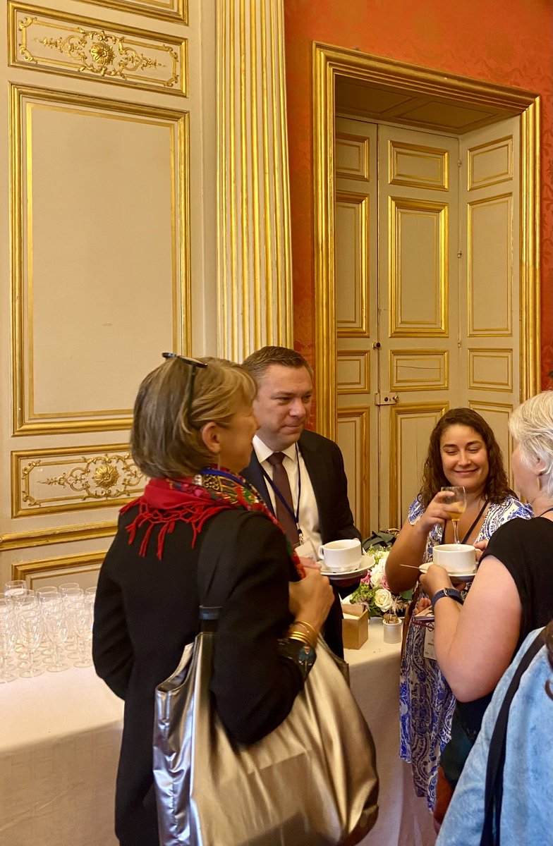 SbastienGUERAR2's tweet photo. Très heureux de participer au Sénat au 60e anniversaire du statut légal de l’orthophonie, cette belle profession qui construit grâce à @orthophonistes son autonomie professionnelle et demande, comme la kinésithérapie, le statut de profession médicale à compétences définies. https://t.co/kKYiV9Mwre