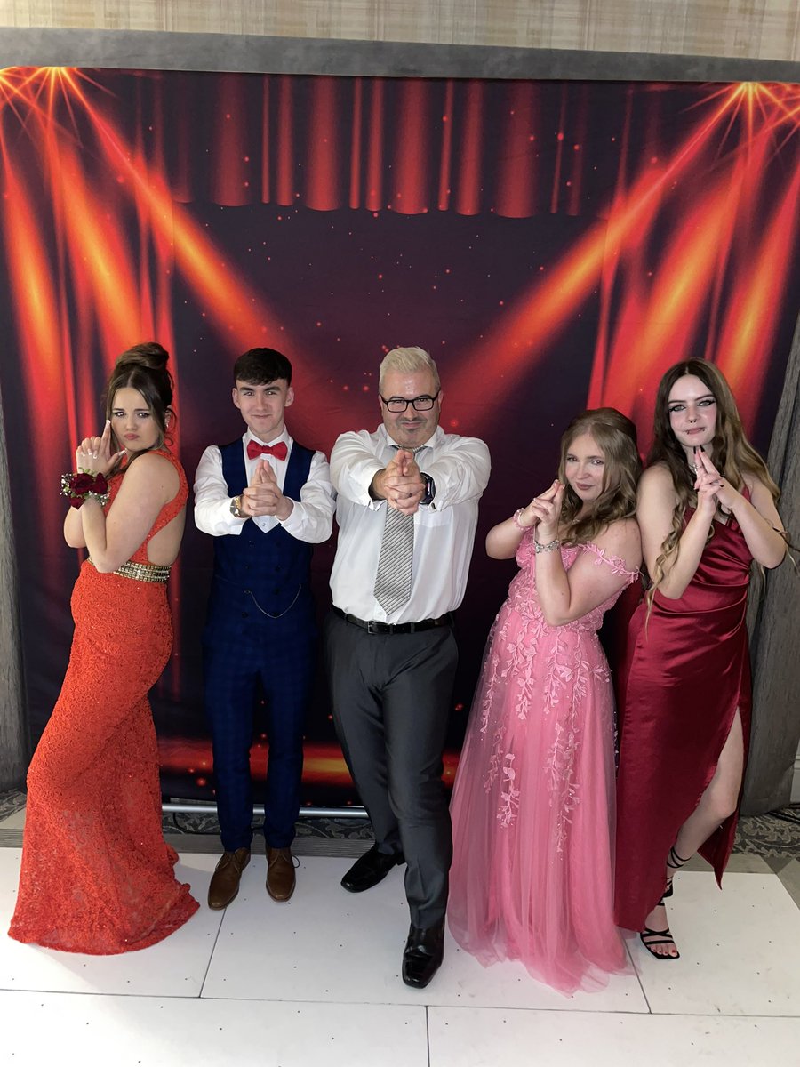 BusElliot's tweet photo. A great night last night at the @IrvineRoyalAcad prom. Sad to see my wonderful S6 pupils leave 😢 It has been a pleasure teaching this amazing group all year, and seeing them grow over the past 6 years #prom #proud https://t.co/l1pjTSferp
