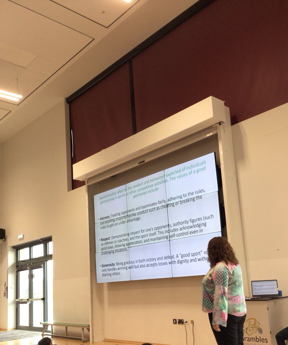 BramblesBeech tweet media