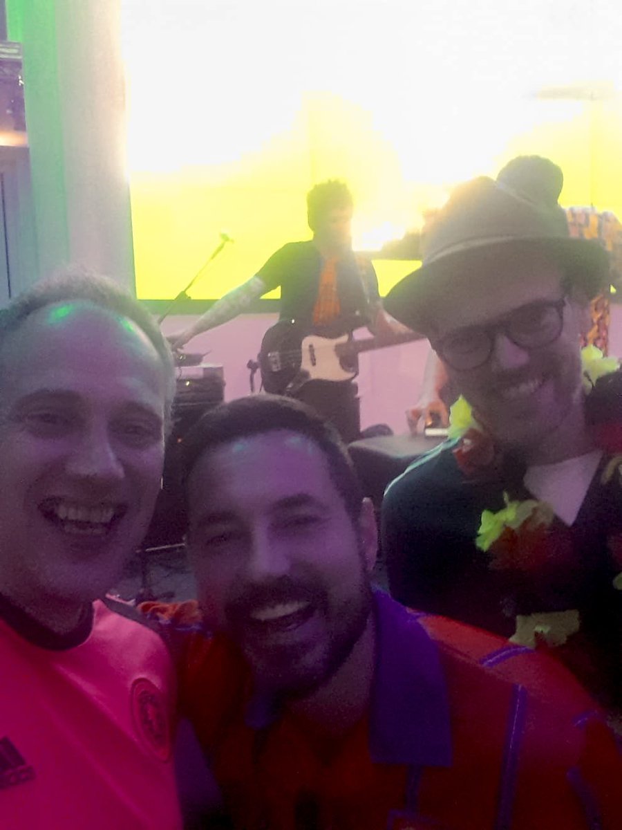 Chris Forbes tweet media