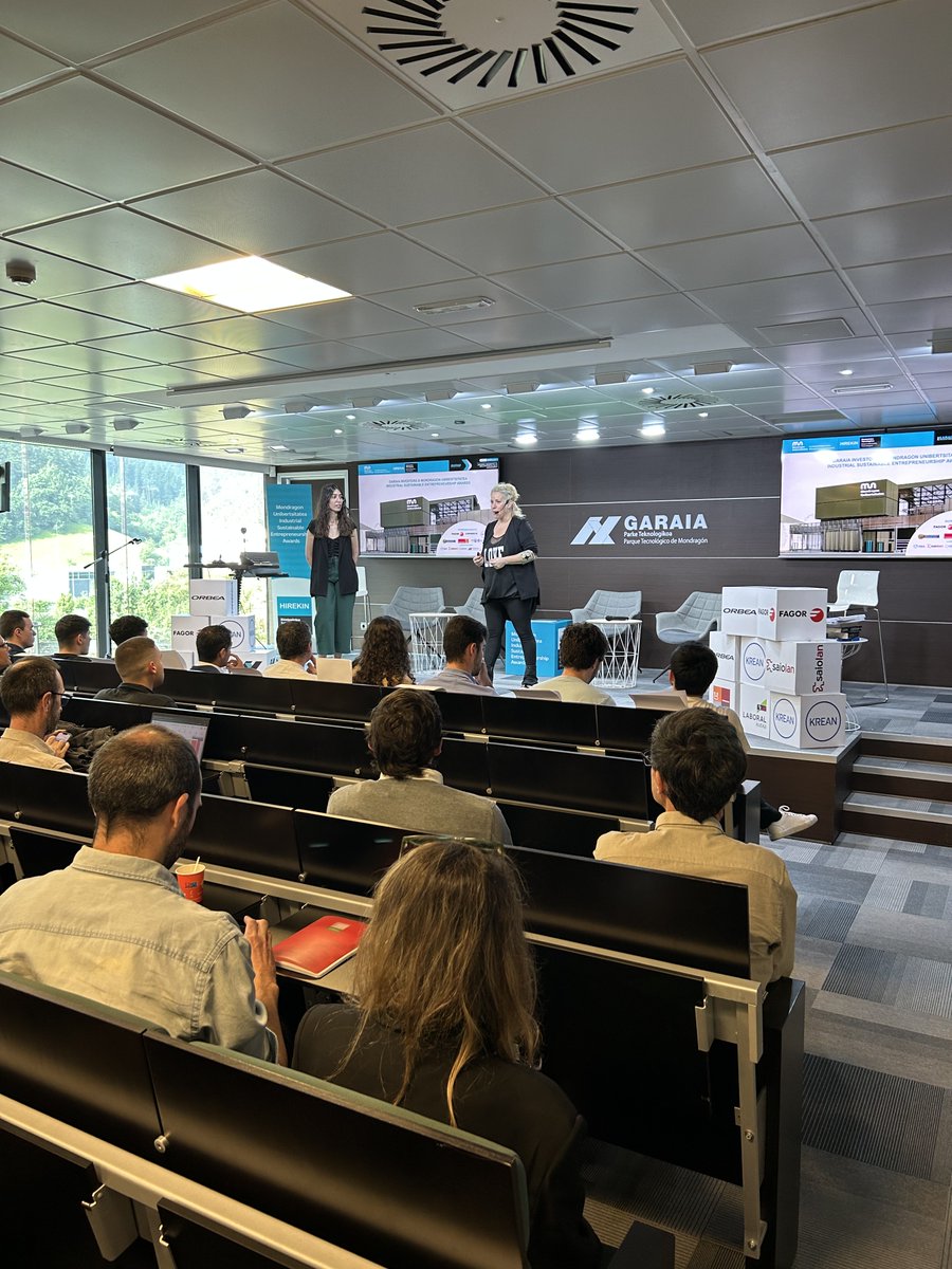 MU_gep's tweet image. 32 startup aurkeztu dira &apos;Industrial Sustainable Entrepreneurship Awards&apos; (#ISEsariak) lehiaketan. Industria iraunkorrari zuzendutako ekintzailetza-lehiaketa bat da, oinarri teknologikoko negozio-ideia guztiak biltzen dituena. 11 sari banatuko dira guztira.

#LearningFromAction