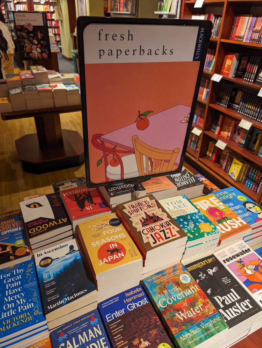 Twenty years ago, when I was a student, I dreamt of being a writer. I hung out in <a href="/blackwellbooks/">Blackwell's</a> Oxford and browsed books, hoping that I might one day write one. Try as I might, I would always give up (usually at 20,000 words)

The secret to writing a novel = 

Never give up