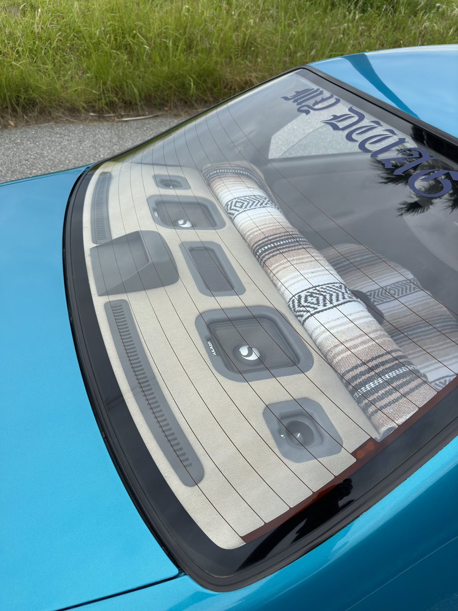 cf_eg_8's tweet photo. 🔊New Style🔊
全塗装
各所スムージング
ANTERA145
kicker AUDIO リアトレー＆トランク https://t.co/uTk04GGzUa