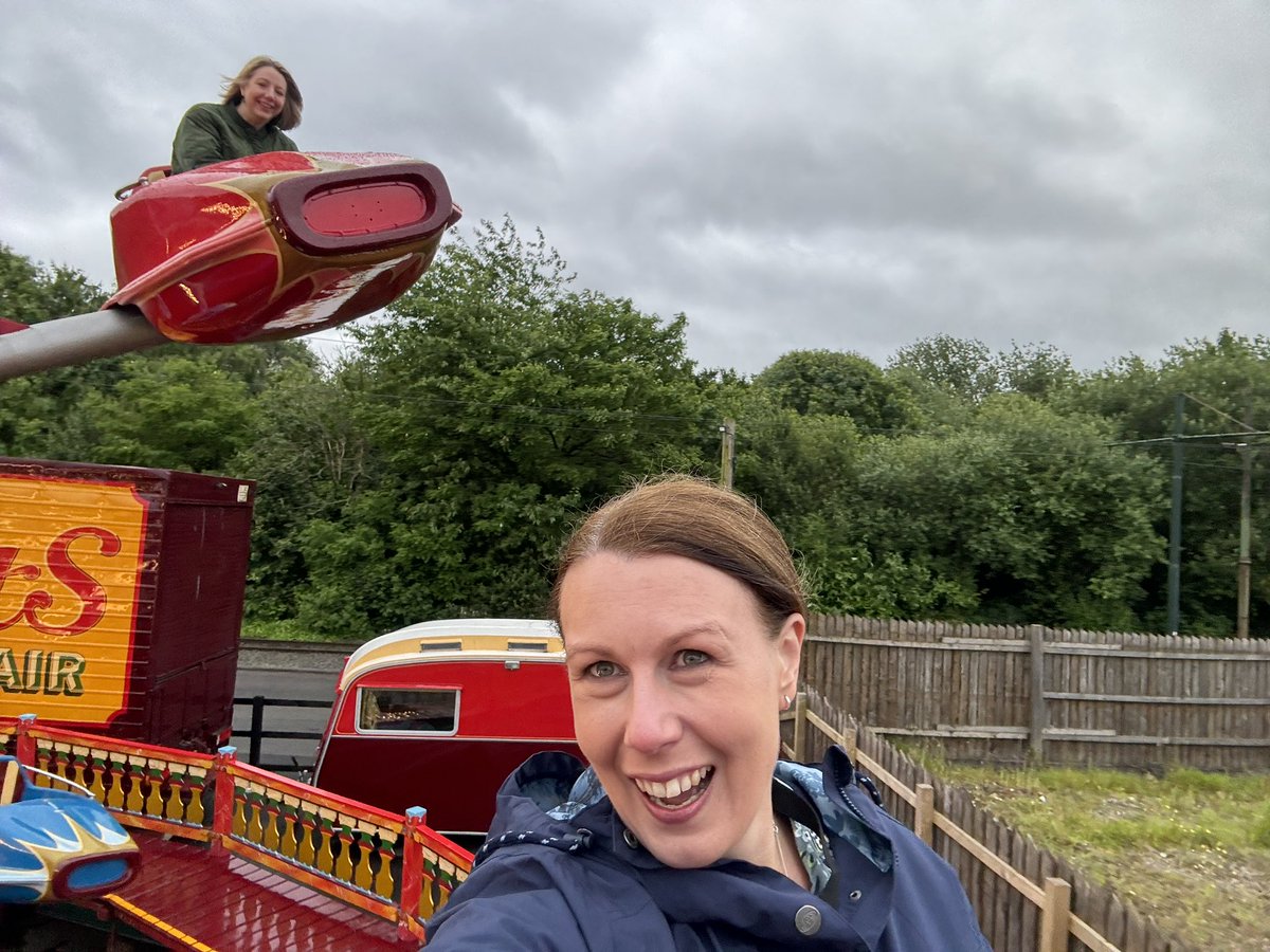 CVPantling's tweet image. Amazing conference evening @BCLivingMuseum with a funfair, chippy tea in the Workers Institute and a drink in the atmospheric Elephant and Castle pub. Looking forward to the second day of #AIMConference2024