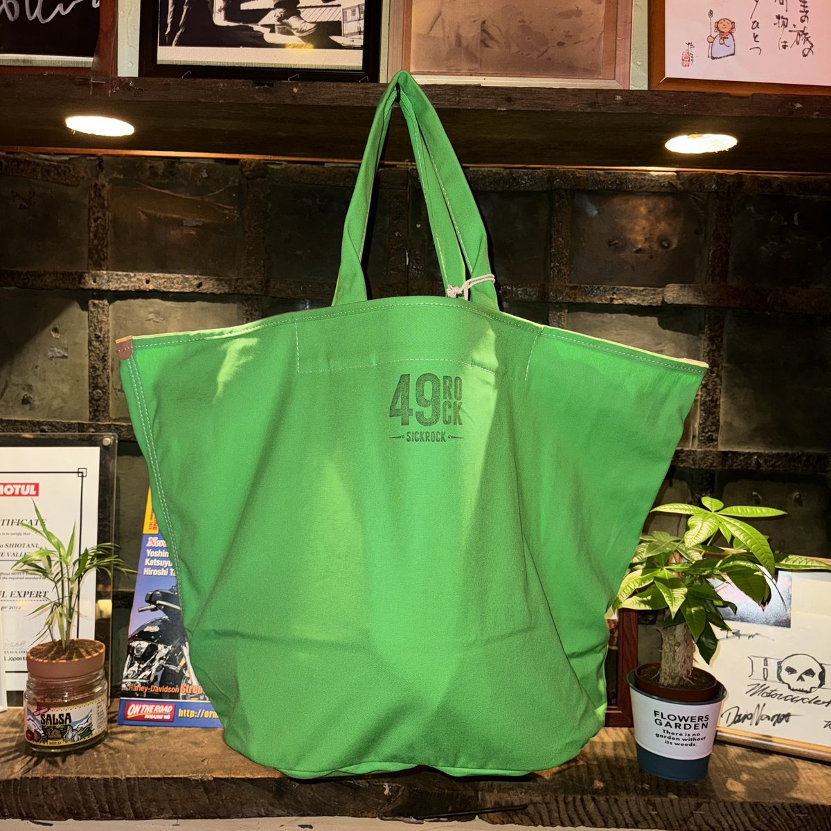 kohaku49's tweet photo. 49ROCK-sick rock-
6/15.16からの新発売がもうひとつ!
045横浜帆布バックとの
久しぶりのコラボバック登場します
逗子サーファーズや逗子マリーナの
Liveにあいますよね〜
夏の海にもピッタリです!
#新発売 #045style #横浜帆布鞄
#sickrock #49rock #yokohama
#yokohamabayout https://t.co/ri2ffvXDWQ