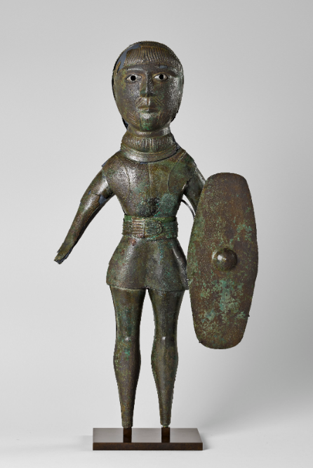 #JEArcheo #AuMudo #Culture
Œuvre phare du musée : le "Dieu guerrier gaulois de Saint-Maur", début du Ier siècle après J.-C. Restauré en 2016, ce personnage est caractéristique des productions gallo-romaines.  
#artgaulois #divinité #archéologie #museesdeshautsdefrance #beauvais