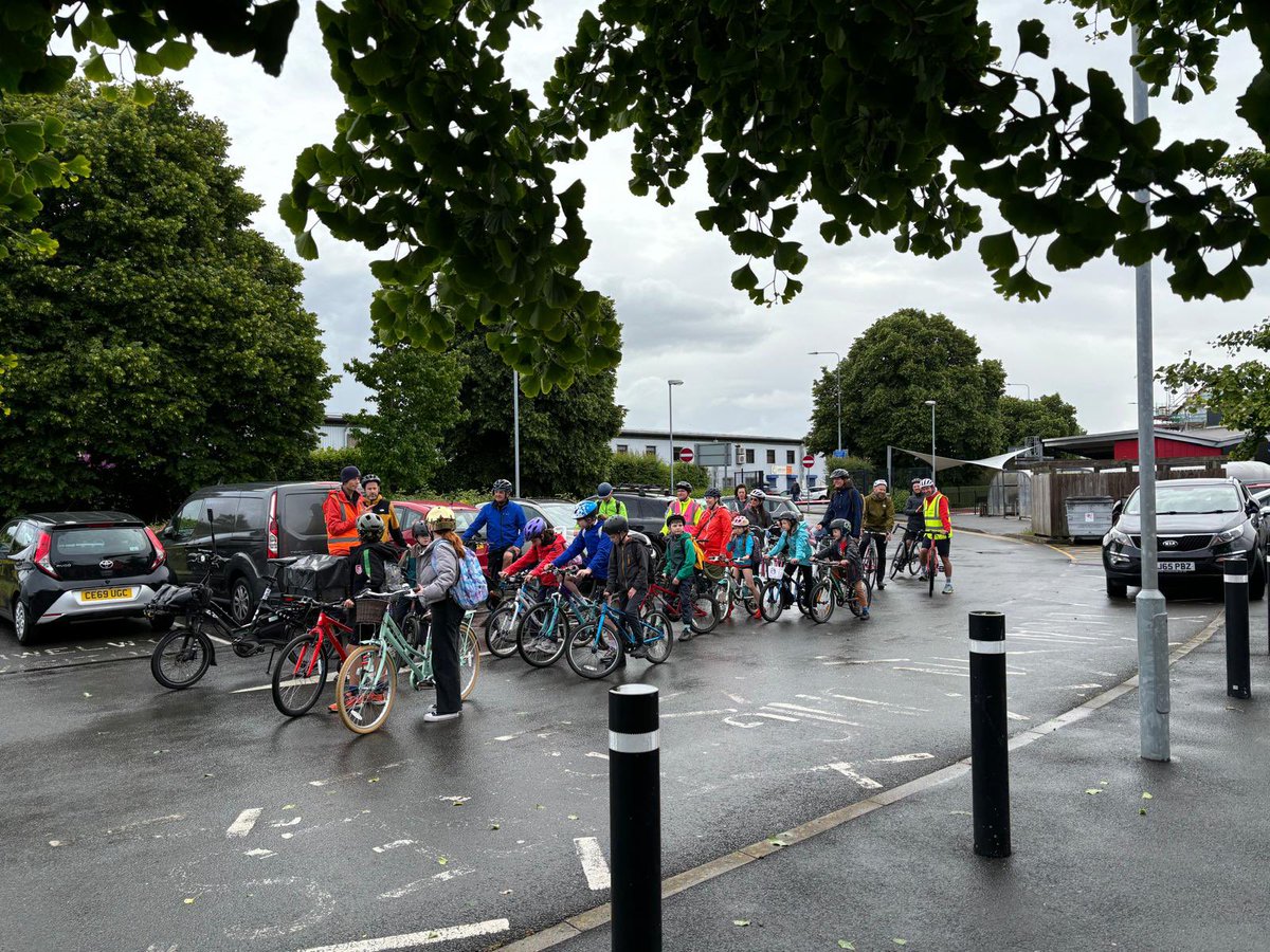 Ysgol Treganna tweet media