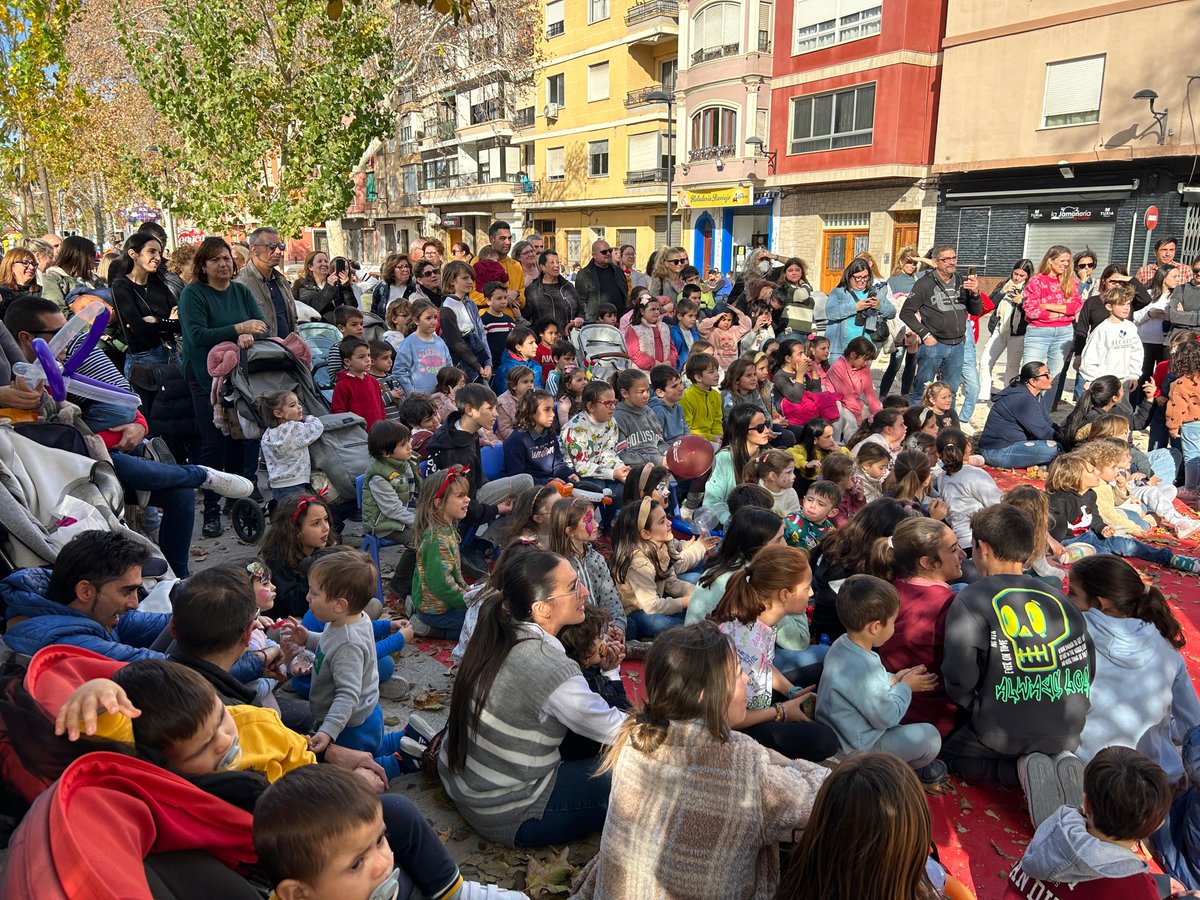 algemesi_vlc's tweet photo. L’Espai Jove inicia l’estiu amb activitats per a la joventut d’Algemesí https://t.co/USGWoP3nzP https://t.co/AxIOKYHecc
