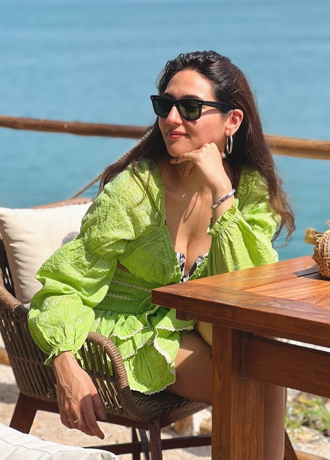 GQBZKy5W8AAet0C?format=jpg&name=900x900