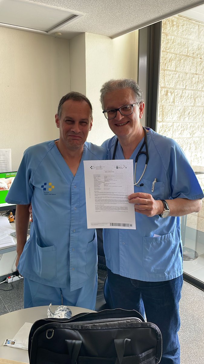 Arritmias Hospital Dr. Negrín ⚡ (@arritmiasnegrin) on Twitter photo 🥰HOMENAJE
Nuestro queridísimo cardiólogo clínico 👨🏻⚕️Dr. Pepe Marrero se jubila (el + sonriente en esta foto😁) y nos deja a todos tristes como a nuestro boss <a href="/ecabdor/">Eduardo Caballero</a>
Tantos años al pie del cañón con la ilusión del 1er día 😊
Gracias por todo, bobilín!
#somoscardiodelnegrin 🥰HOMENAJE
Nuestro queridísimo cardiólogo clínico 👨🏻⚕️Dr. Pepe Marrero se jubila (el + sonriente en esta foto😁) y nos deja a todos tristes como a nuestro boss <a href="/ecabdor/">Eduardo Caballero</a>
Tantos años al pie del cañón con la ilusión del 1er día 😊
Gracias por todo, bobilín!
#somoscardiodelnegrin