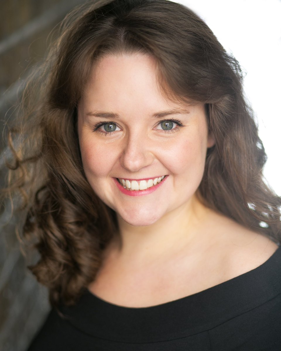 Book now to beat the midweek blues with the gorgeous <a href="/MissSarahLark/">Sarah Lark</a> (Les Mis, Mamma Mia, Oliver) hosting for us at Covent Garden Social Club next Wednesday night!!

Music 8pm - 11pm

letmesingandimhappy.com/piano-bars/cov…

#openmic
#lesmiserables