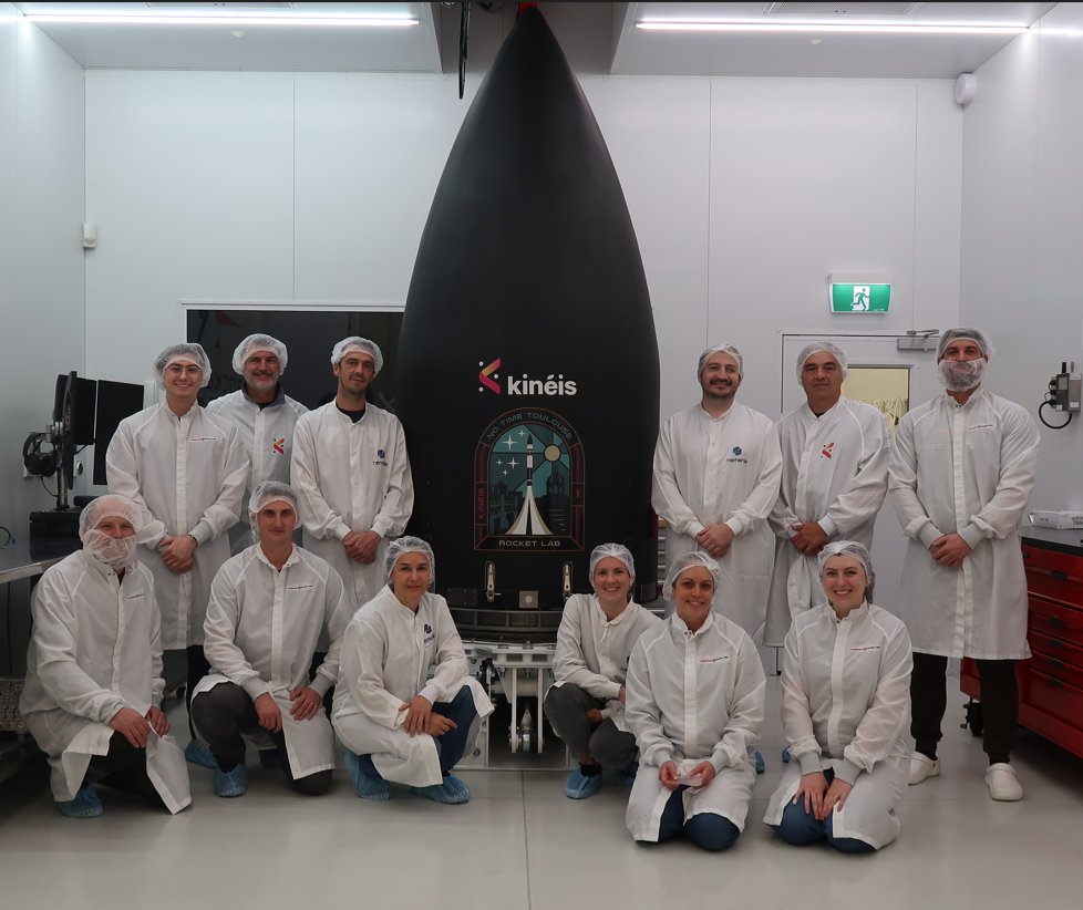 Launch update 🚀
Look at this amazing picture! You can’t see the smiles, but can you feel the pride? 🤗😍
As the <a href="/RocketLab/">Rocket Lab</a> 's teams secured the fairing, the air was charged with a feeling of accomplishment.
A perfect fit that is quite challenging!  ✨🛰️