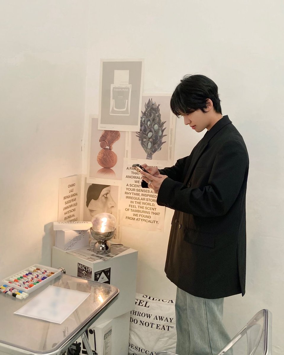 ForHongseok's tweet photo. 240614 | ANDMARQ Official Instagram 

🔗  https://t.co/qemapM85FF

#홍석 #HONGSEOK #펜타곤 #PENTAGON #앤드마크 #ANDMARQ https://t.co/5GDpzyyInu