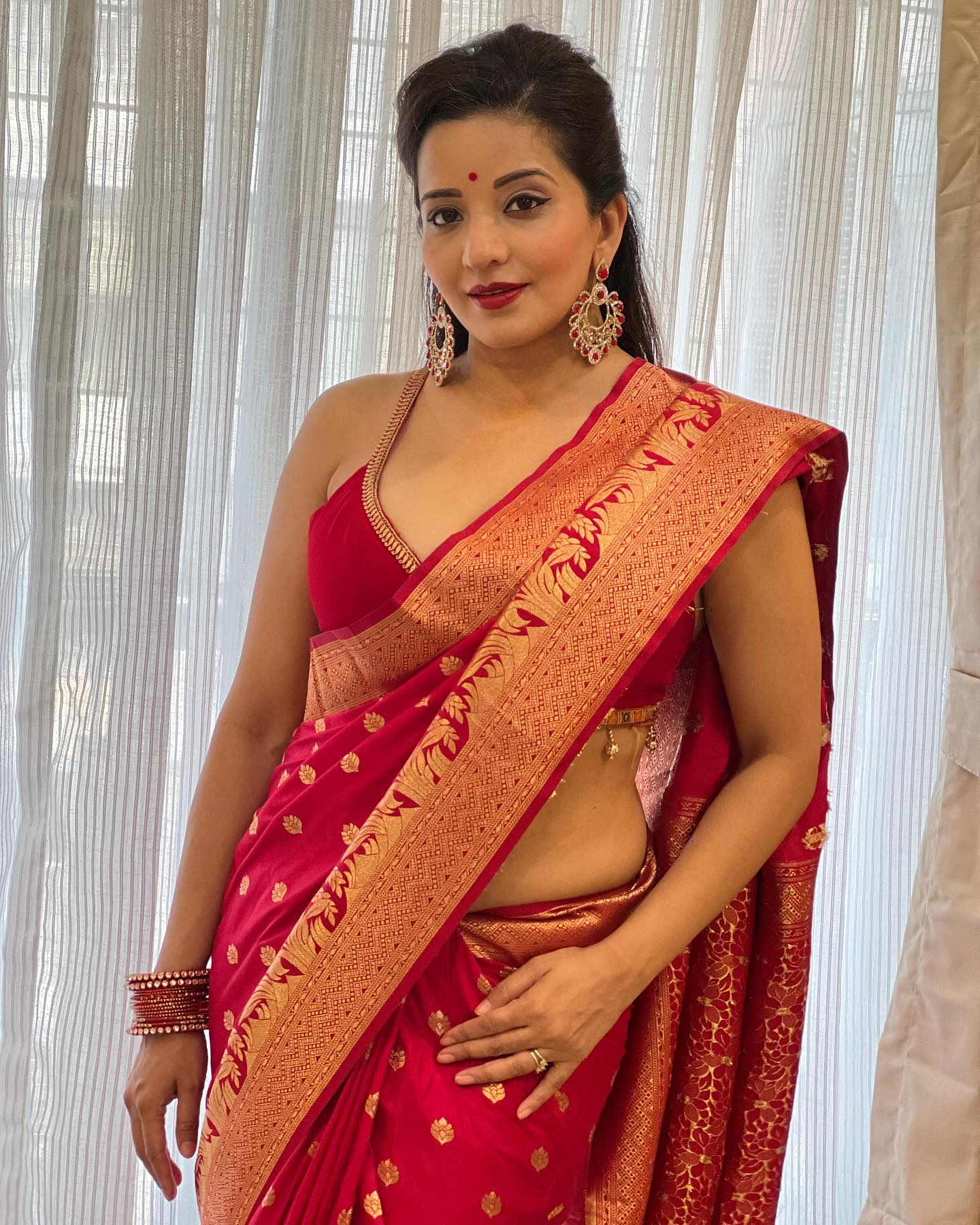 GQBcHXCbEAIs4El?format=jpg&name=large