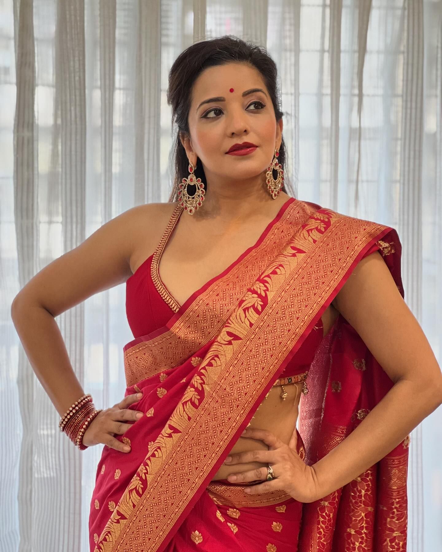 GQBcHalbEAMz2FD?format=jpg&name=large