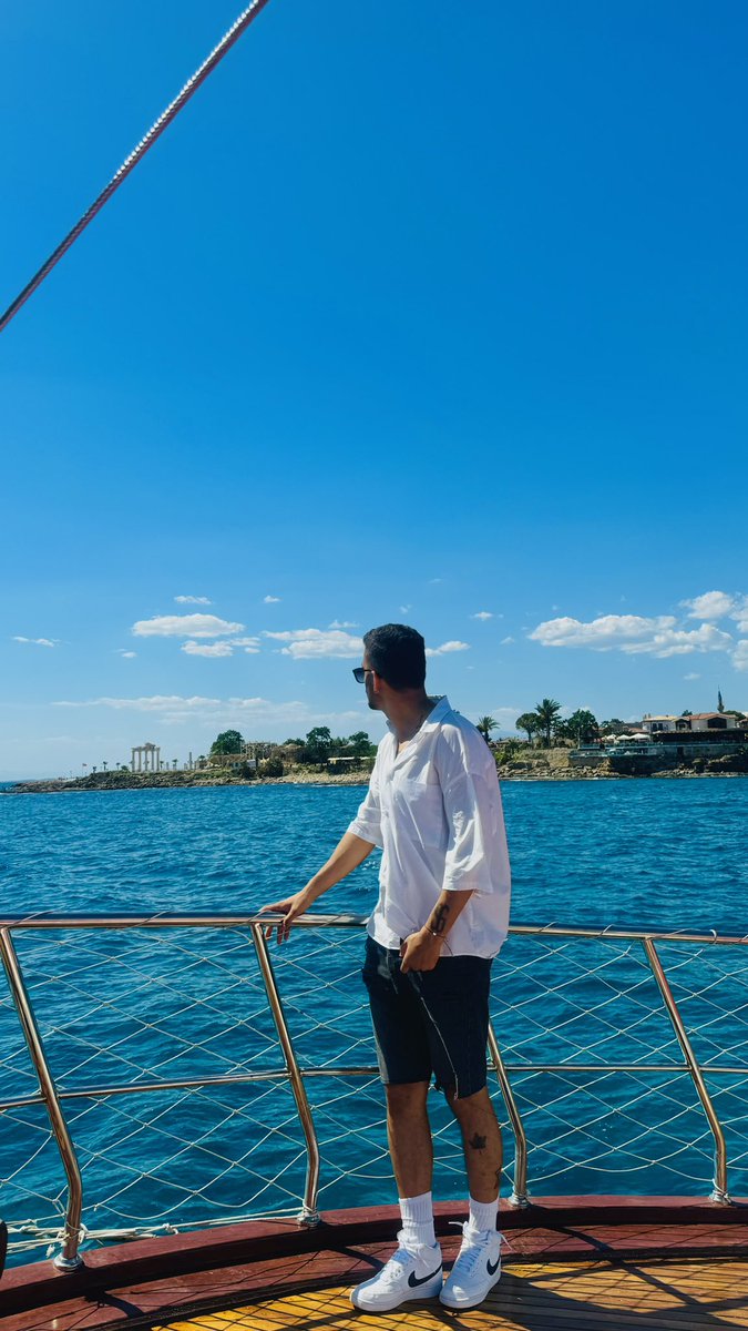 shayan96sh's tweet photo. 🌝 https://t.co/Sea5aeo90F