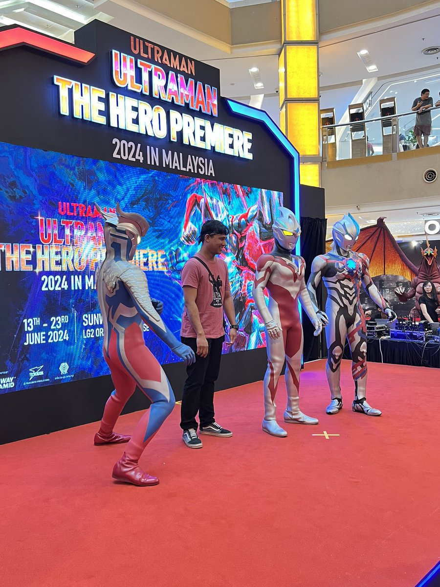Namakan setiap Ultraman yang anda nampak dalam gambar ni.