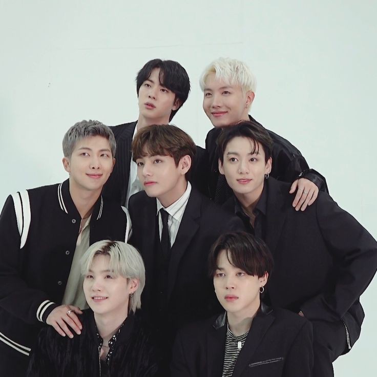 ریپ و ریت کنید
JIN KOREA PRIDE
WE LOVE YOU JIN
WE LOVE YOU BTS
BTS PAVED THE WAY 
ARMYS PRIDE BTS
BTS IS COMING 
BTS BTS BTS 
FOREVER WITH BTS