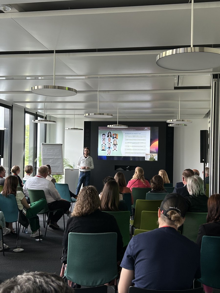 simli_ai's tweet photo. Unhamster showcased their AI-coach using our visual API at the Stepstone and Handelsblatt Work in Progress conference. They used our low latency API to create a beta with a live human face for their AI-coach. #aiagent  #AI #API https://t.co/SKDmSGJlPG