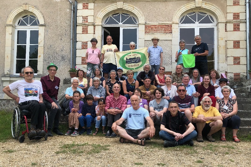Gresillon_org's tweet photo. Someraj E-eventoj por vi en la franca E-kastelo Grésillon

E-kursaro+konferencoj   5-15.julio   https://t.co/cieMZX03Ev
E-kursaro+infanoj   6-16.aŭgusto   https://t.co/7rbtVtWMgL
E-kursaro+naturismo   1-5.julio   https://t.co/Oa9XSlzAws
Jara kalendaro https://t.co/KlhD109SGH https://t.co/zR8lMMMVHC