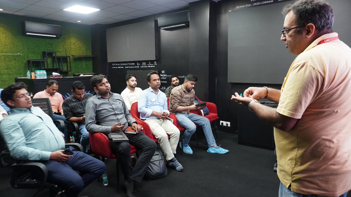 AETLEDDisplays's tweet image. We successfully conducted the SPARK training under AET Learning Academy for our partners at the AET Noida Experience Centre—an initiative to connect, learn, and grow together.
#AETIndia #AETGlobal #SPARKTraining #NoidaExperienceCentre #LearningAndDevelopment