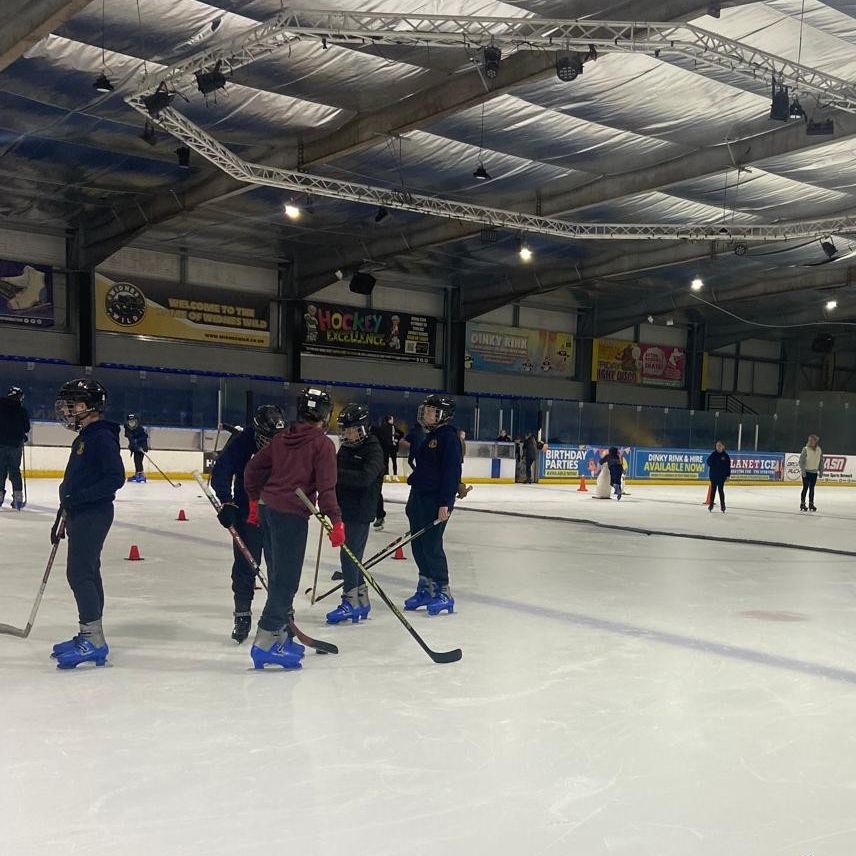 Planet Ice tweet media