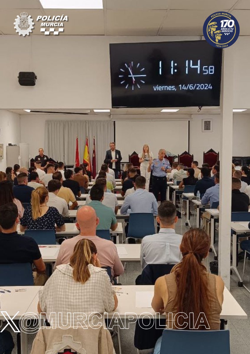 Hoy se está llevando a cabo el cuarto ejercicio de la oposición para 58 plazas de agente de <a href="/MurciaPolicia/">Policía Local Murcia</a> 

!Mucho ánimo a tod@s los aspirantes que con esfuerzo y dedicación buscan cumplir su sueño! 💪💪