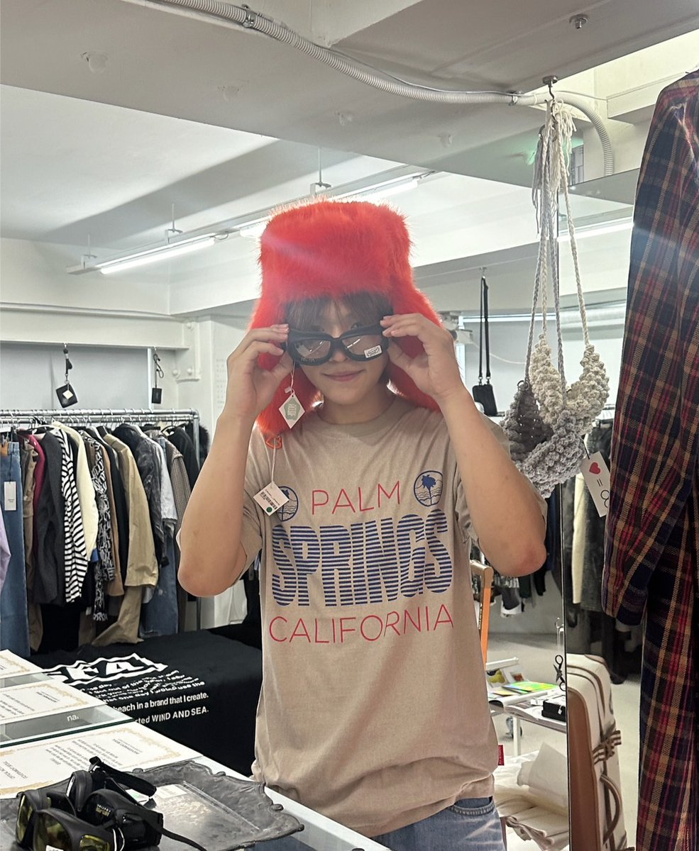 POW_grid's tweet photo. [#YORCH]
정빈아 지금 여름이야! 
안 더워? ㅎㅎ
#POW #파우 #요치 #GRID #그리드 https://t.co/4PogOHDtCU
