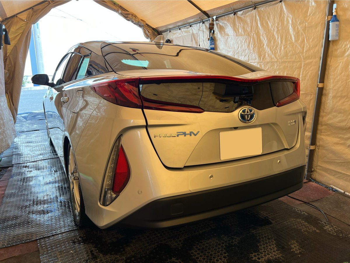 SHO_SR_brothers's tweet image. 一昨日は、プリウスPHVをWAX洗車をさせて頂きました❕

この度、当店をご利用頂きまして誠にありがとうございました！

またのご来店ご利用お待ちしております🙇‍♂️
 #プリウス  #プリウスphv  #WAX洗車  #手洗い洗車  #群馬県  #館林市  #中古車販売店  #コーティング専門店