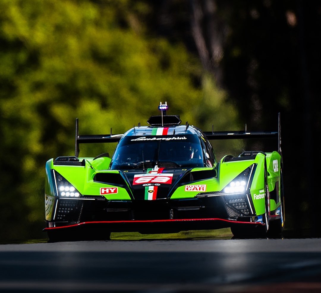 Carlomrtz's tweet photo. @FerrariHypercar #Ferrrai, @IFautomobili #isottaFraschini e @LamborghiniSC #Lamborghini sono i teams italiani 🇮🇹 che in veste ufficiale parteciperanno alla @24hoursoflemans #lemans24 di domani che scatta alle 16. Forza #Italia.!!. https://t.co/cEHtwv7wFW