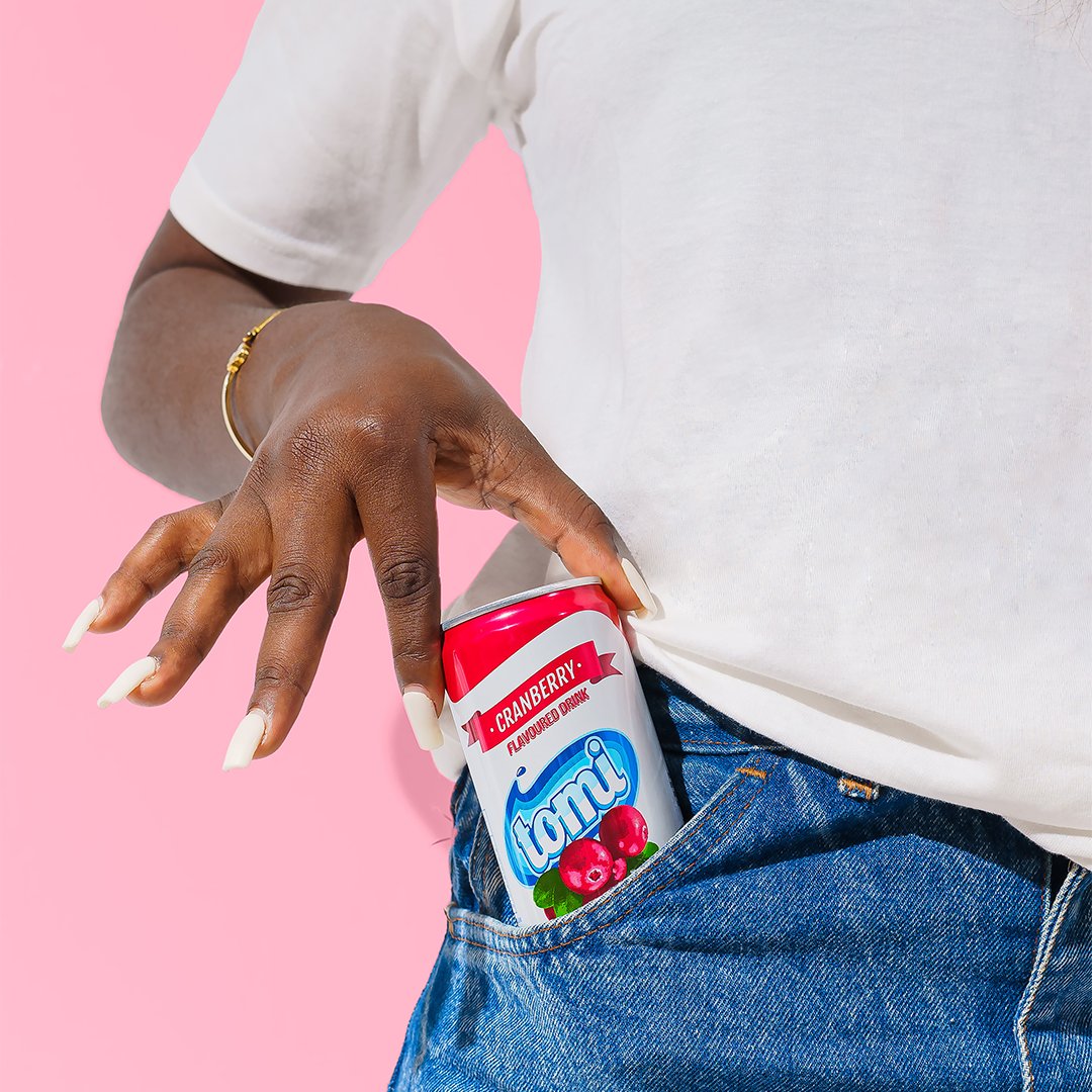 tomi_juice's tweet photo. Dive into refreshment this weekend! Grab a can of Tomi juice and let the bubbles tickle your taste buds.
#TomiTime #SparklingFun #weekendvibes #tgif #tomijuice https://t.co/CpuMgMKpdi