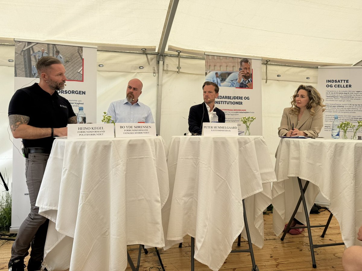 Slip politiet fri fra politisk detailstyring og rigide måltal. Giv plads til fripolitikredsforsøg, politifaglighed og borgernærhed. Det giver arbejdsglæde og borgertilfredshed. Mit budskab til JM <a href="/PHummelgaard/">Peter Hummelgaard</a> til debat hos <a href="/Kriminalforsorg/">Kriminalforsorgen</a>  #fmdk