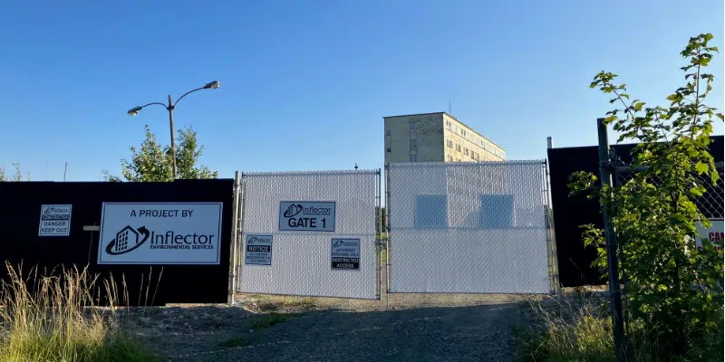 VOCMNEWS's tweet photo. Province to Announce Plans For Former Grace Hospital Site Today
https://t.co/zdm0BN8Dry https://t.co/D7ErVrRUiS