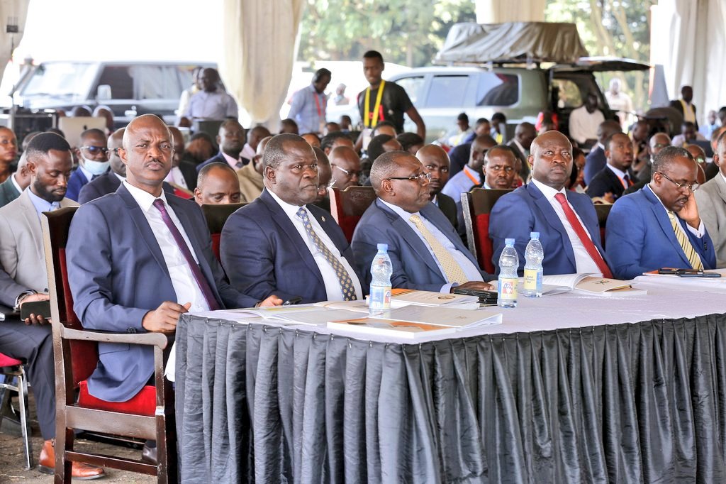 Thank you all Ugandans who followed the budget speech reading for FY 2024/25 yesterday. There is no doubt that it's a big and good budget for an economy which is  growing bigger(tenfold in 15 years).

Here is the link to the budget speech FY 2024/25 for you to clearly identify