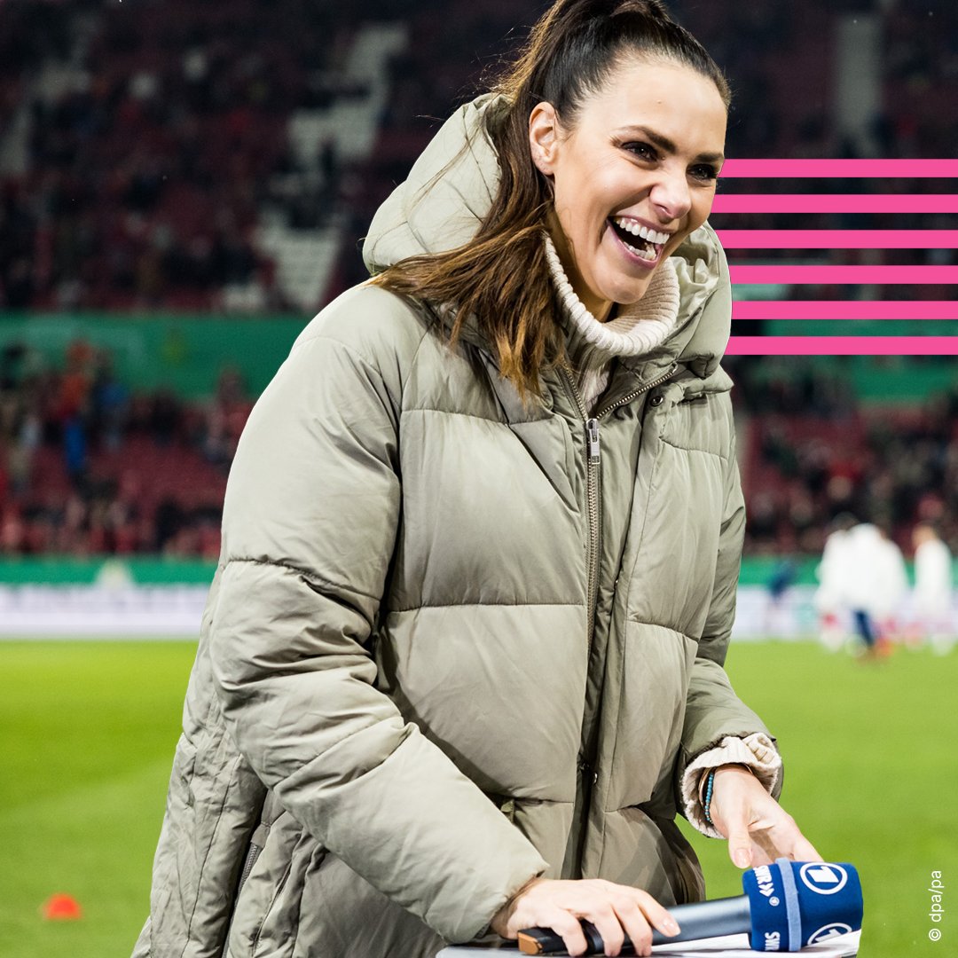 fazit_de's tweet photo. @en_germany Außerdem Teil der Elf: die (ehemaligen) Fußballerinnen Célia Šašić, Tugba Tekkal und Saskia Matheis sowie Moderatorin Esther Sedlaczek.

#EM2024 https://t.co/8ElYGzZXaR