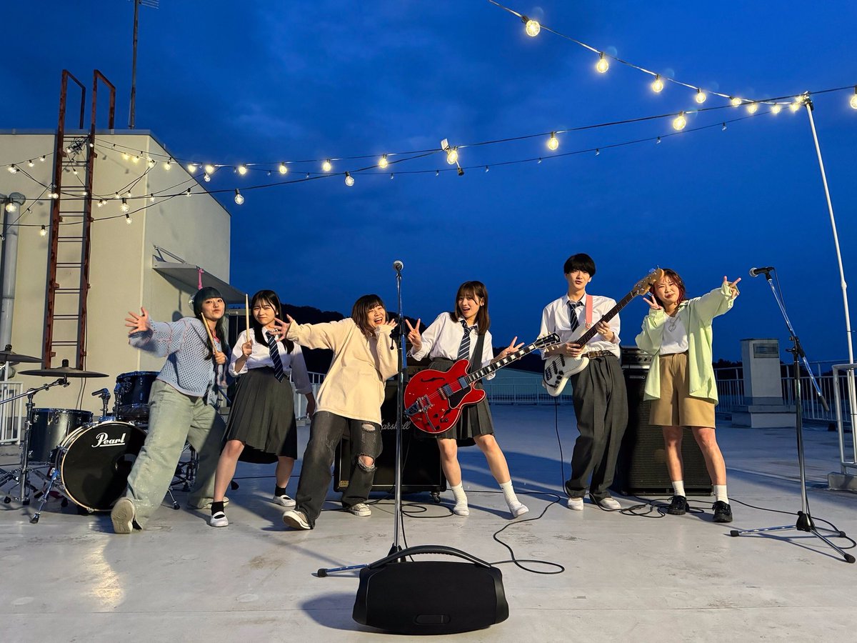 【📣MV公開】

──────♻️──────

 #ごっこ倶楽部
 「またこの本を読み返せたら…」主題歌

🌸「君の春にしておくれよ」MV公開！

youtu.be/gA0_8V5K10A

─────────────

▼キャスト
ABEMAの人気恋愛番組 #今日好き 出演
#田口音羽 
#上ノ堀結愛
#南平達矢